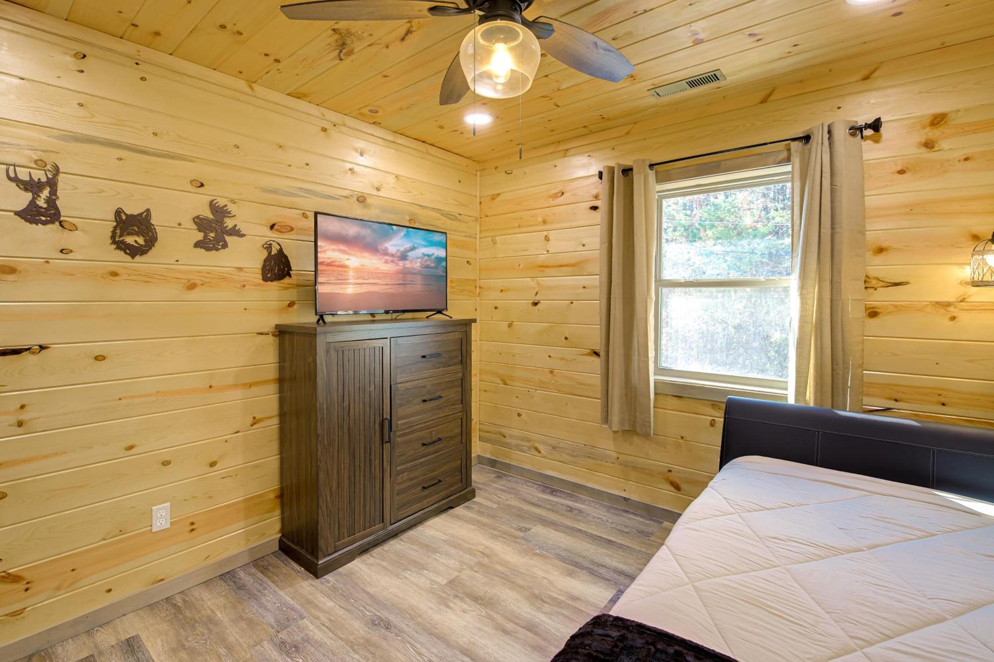 Gatlinburg Cabin With Game Room, Hot Tub And Mtn Views Exterior foto