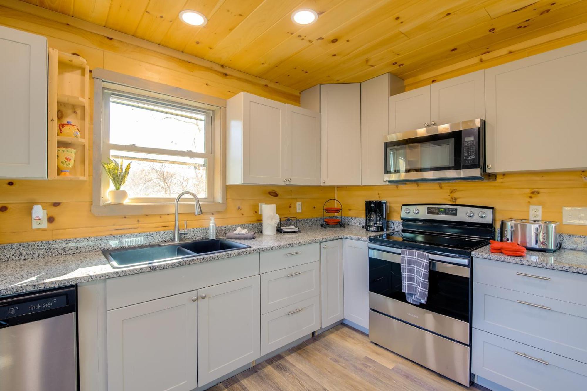 Gatlinburg Cabin With Game Room, Hot Tub And Mtn Views Exterior foto