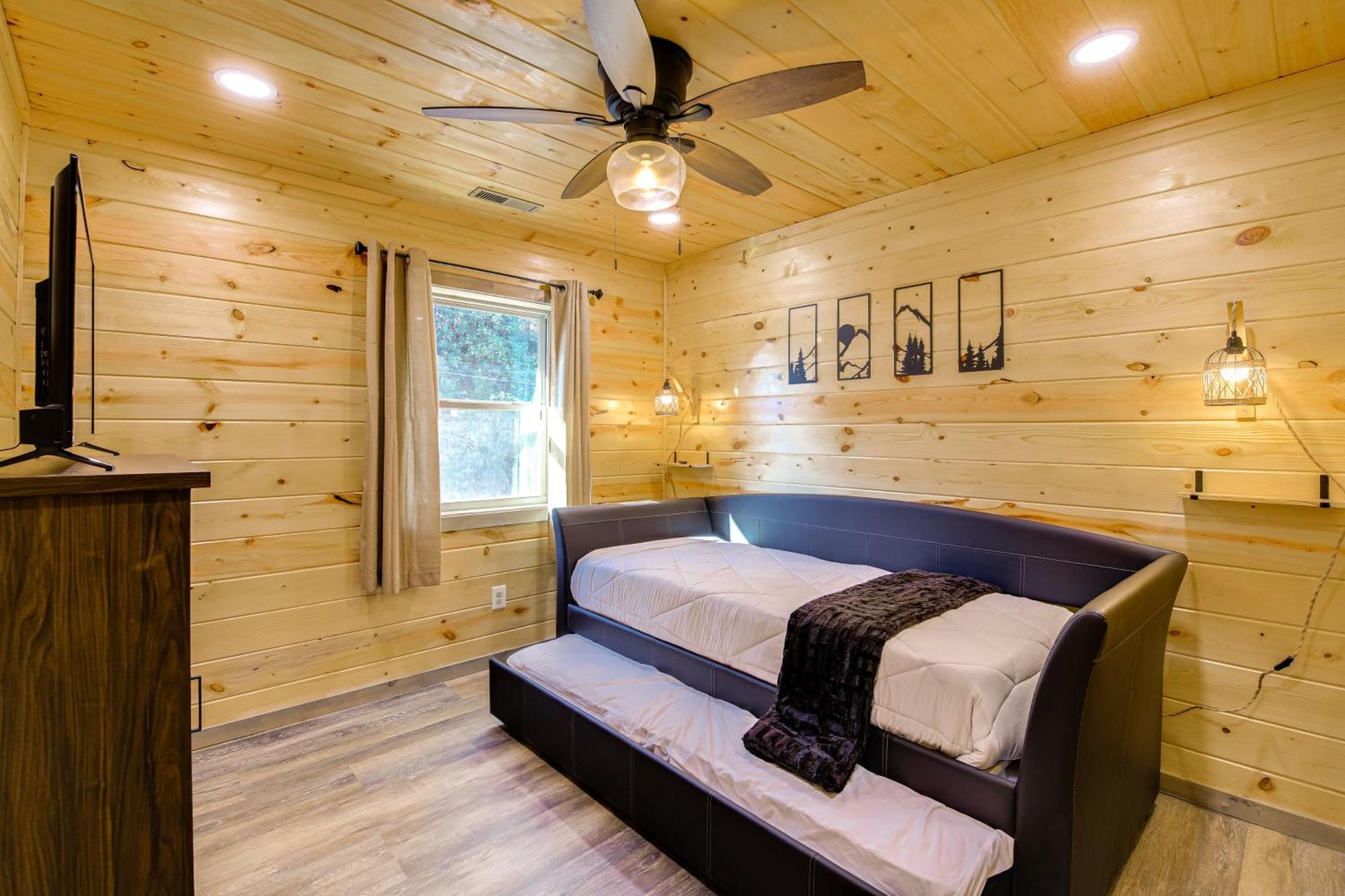 Gatlinburg Cabin With Game Room, Hot Tub And Mtn Views Exterior foto