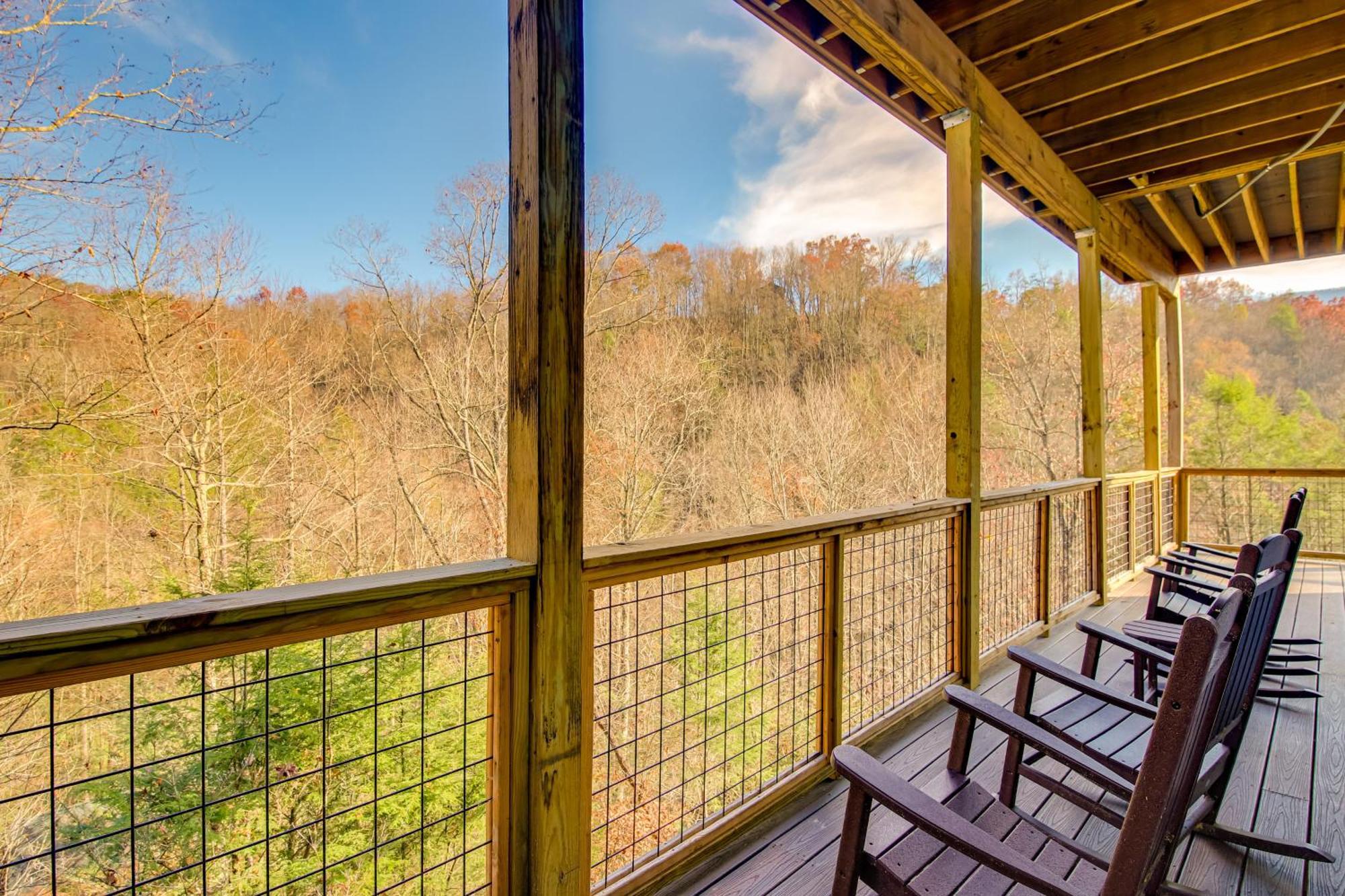 Gatlinburg Cabin With Game Room, Hot Tub And Mtn Views Exterior foto